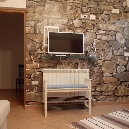 Lejlighed Apartma Kris Zgornje Skofije