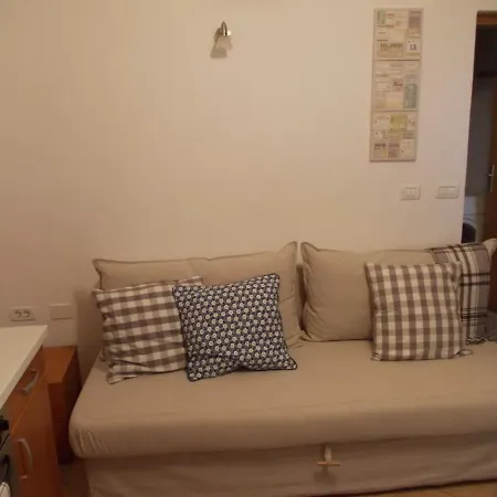 Apartma Kris アパート